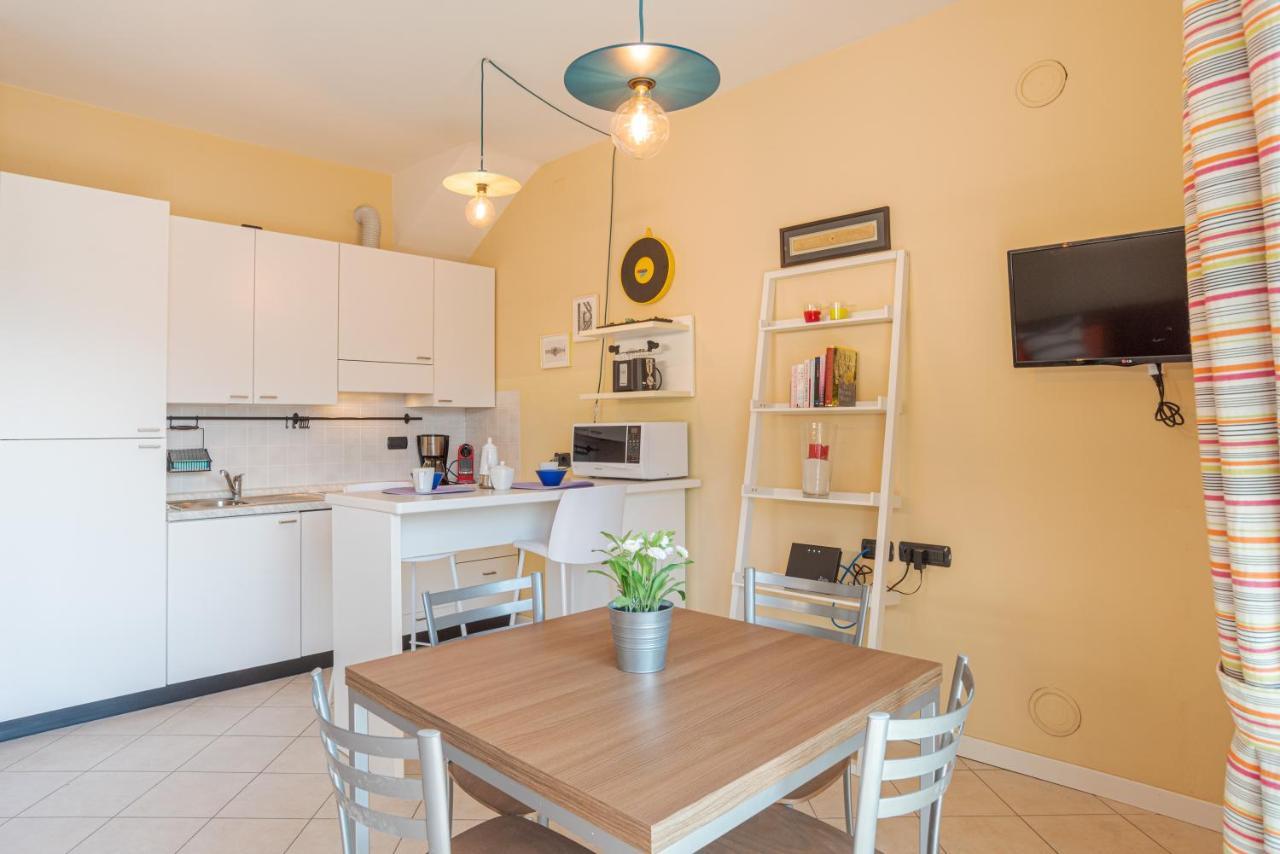 Lake Como Apartment With Balcony And Private Parking Ossuccio Εξωτερικό φωτογραφία